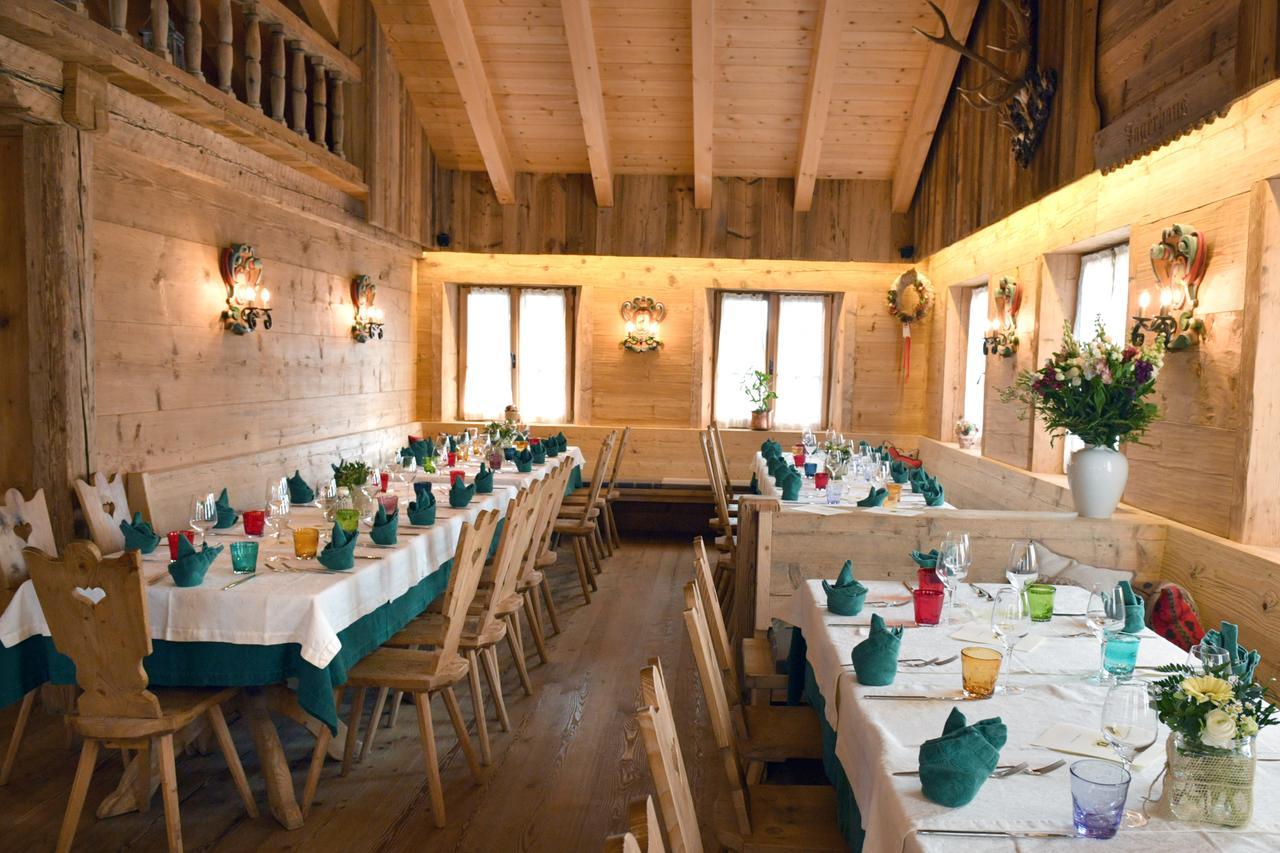 Jaegerhaus Agriturismo Cortina dʼAmpezzo Exterior foto